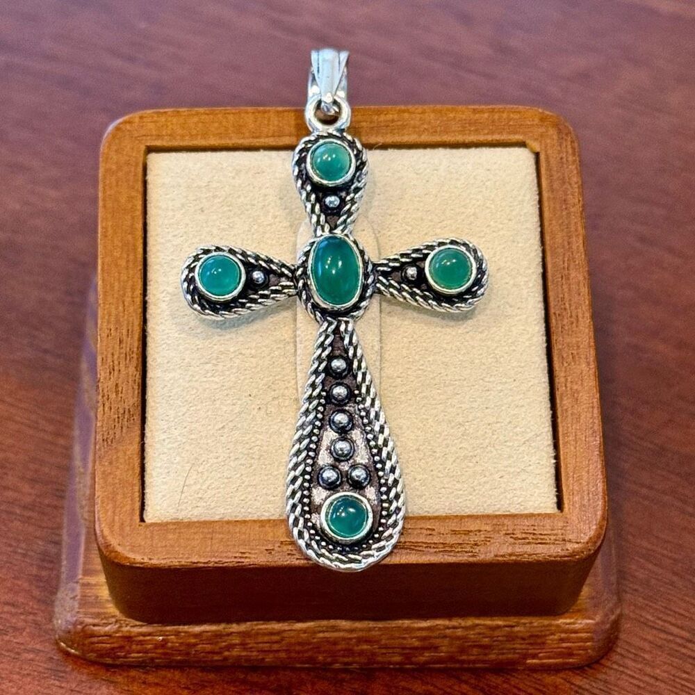 Stunning Green Onyx Gemstone Cross Necklace Pendant Sterling Silver New